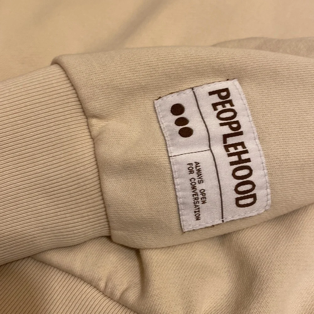 CROPPED PEOPLEHOODIE IN BONE . Size M